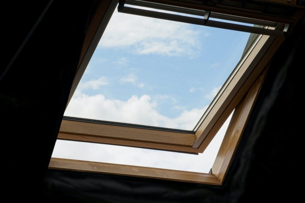 Fensterputzroboter für Dachfenster