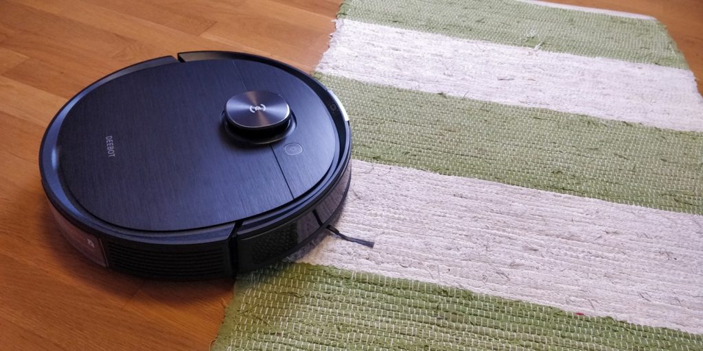 Saug Wisch Roboter mit Absaugstation