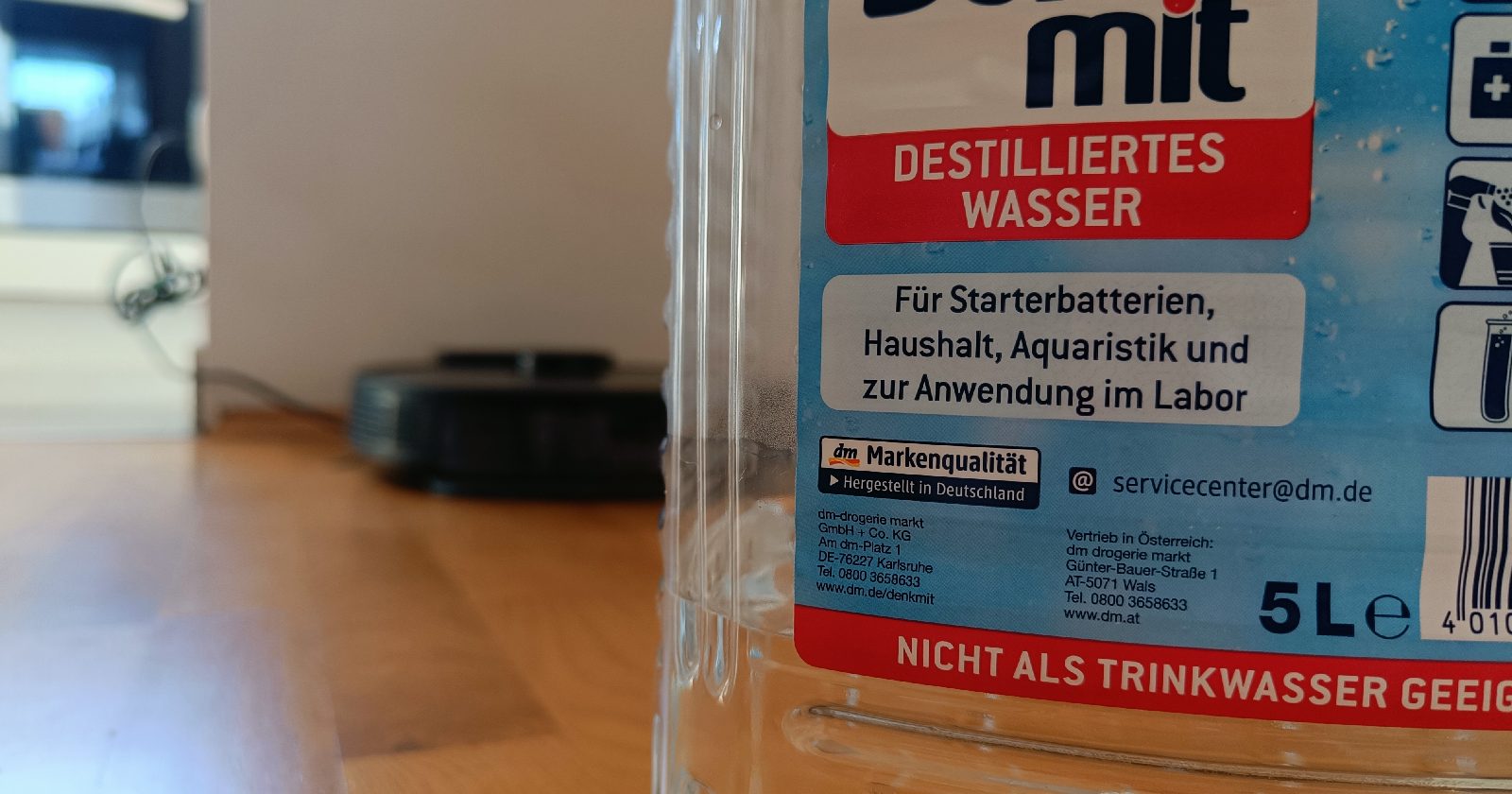 Wischroboter destilliertes Wasser
